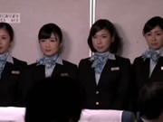 用 制服 下着 全裸 來盡情款待 跨領域小穴航空 2