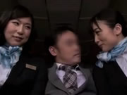 為了讓客人有著更舒適的空中旅行 提供獨有的特殊服務