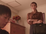 巨乳肥臀後媽參加童貞兒子高中畢業之慶典 三浦步美