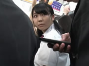 電車癡漢 櫻花妹和我靠近身體接吻與性愛